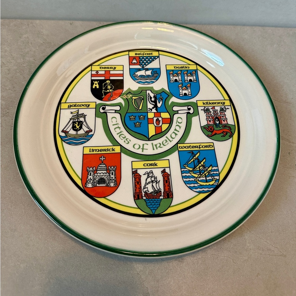 VINTAGE “CITIES OF IRELAND”SOUVENIR CERAMIC PLATE 9” A BREENSON PRODUCT DUBLIN